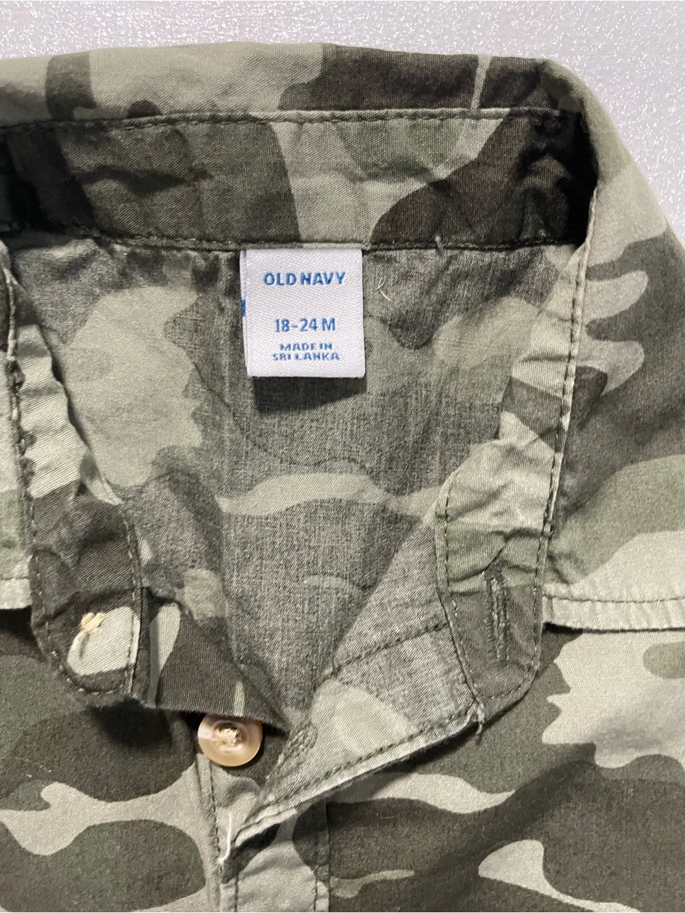 Old Navy Green Camo Short Sleeve Button-Down Shirt